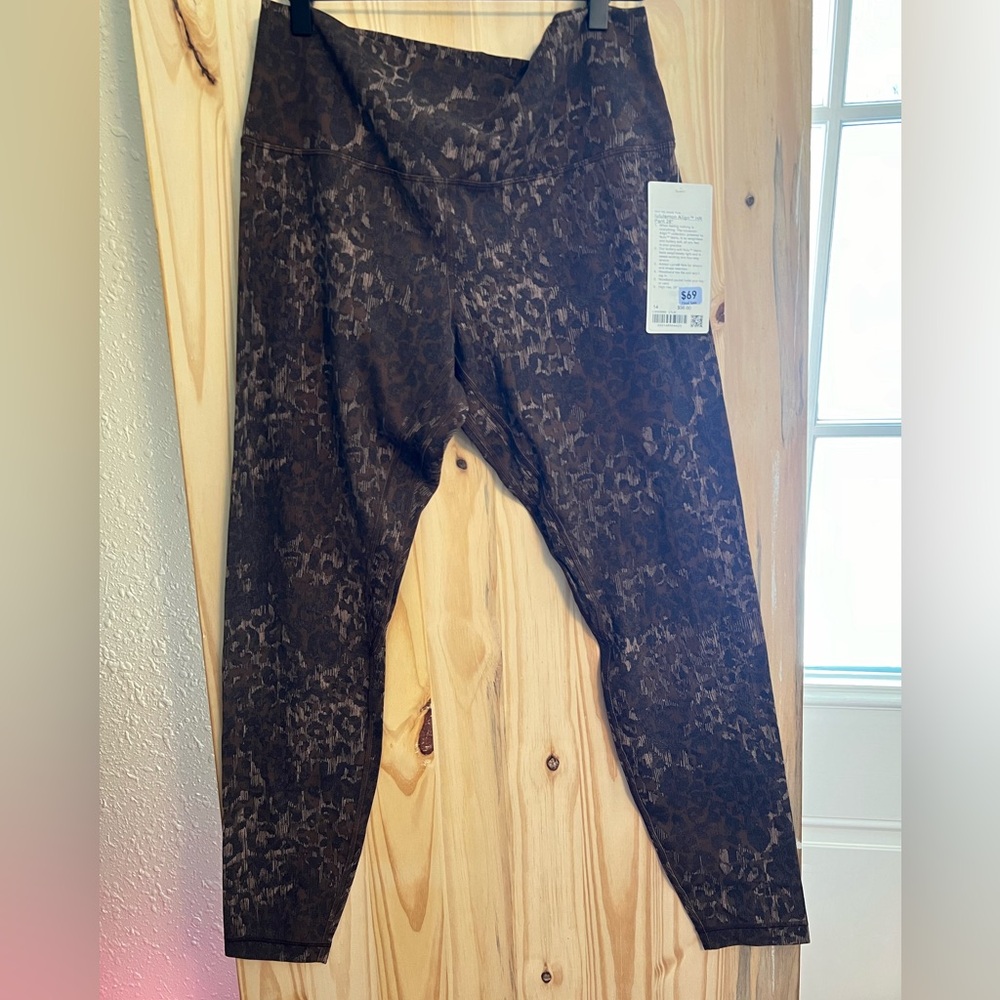 Lululemon Align High-Rise leggings 28” NWT. Size 14